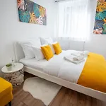 Happy Island Luxury *