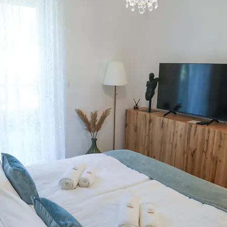 Happy Island Luxury